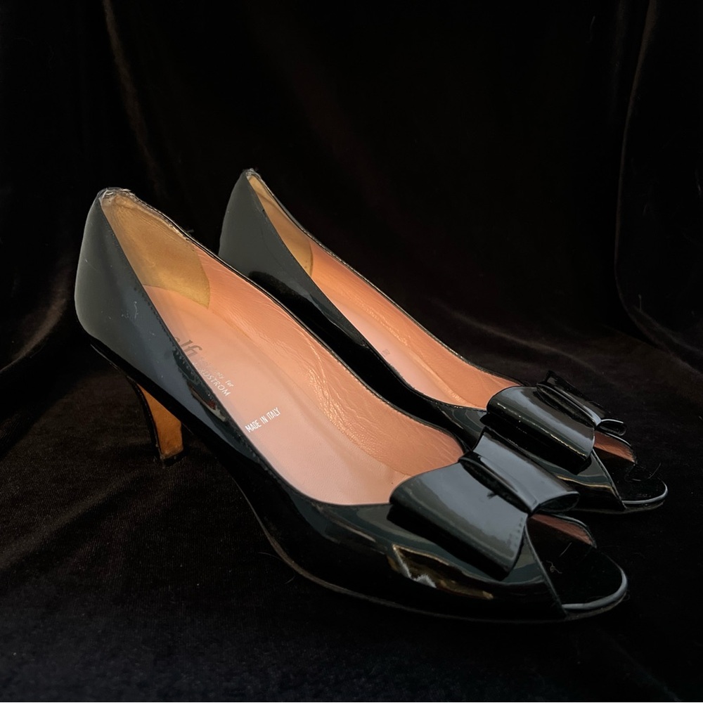 Amalfi Black Patent Open Toe Bow Pump - 9 1/2 AA